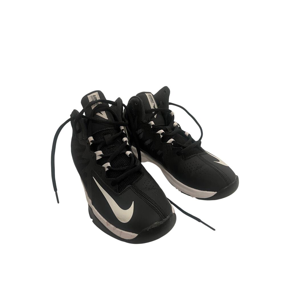 Nike AirMax Stutter Step 2 boys sneakers size 4 youth